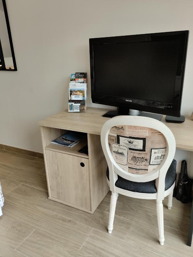 L'Atelier Saint-Sulpice Entre Bordeaux Et St Emilion Bed and Breakfast Buitenkant foto