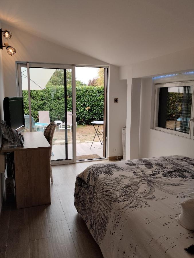 L'Atelier Saint-Sulpice Entre Bordeaux Et St Emilion Bed and Breakfast Buitenkant foto